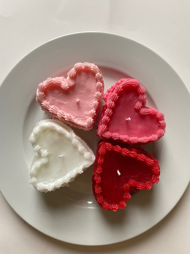 Heart Cake Scented Candle